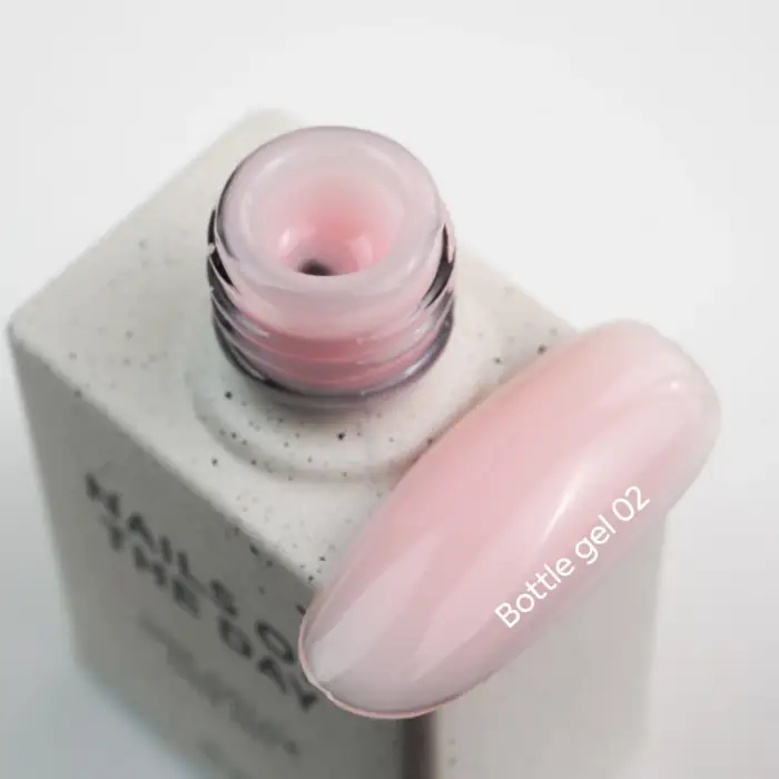 NAILSOFTHEDAY Bottle Gel Hellrosa 02, 10 ml – Bild 2