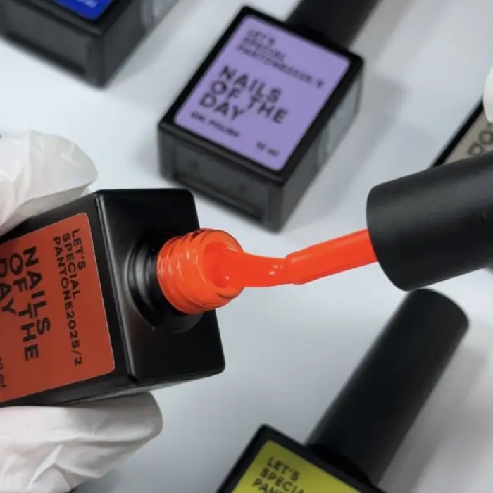 Gel Polish NAILSOFTHEDAY Let’s special Pantone2025/2 - Gellack leuchtendes Neonorange, 10 ml – Bild 8