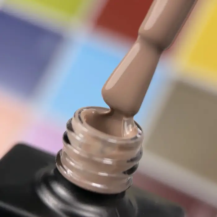 Gel Polish NAILSOFTHEDAY Let’s special Pantone2025/9 - kühles Kaffeebeige, 10 ml – Bild 2