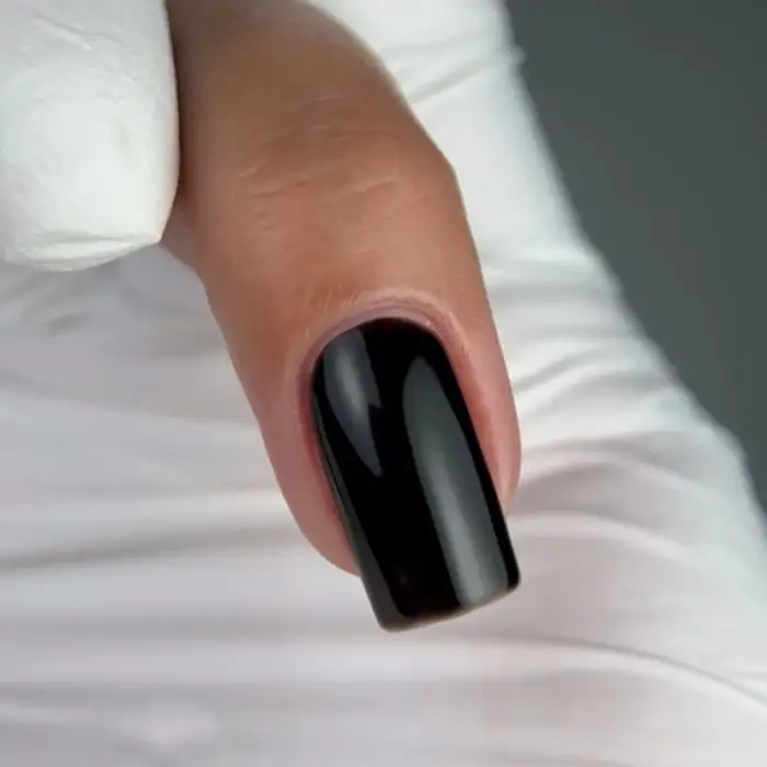NAILSOFTHEDAY Color top 08 - Top Schwarz ohne Klebeschicht, 10 ml – Bild 4