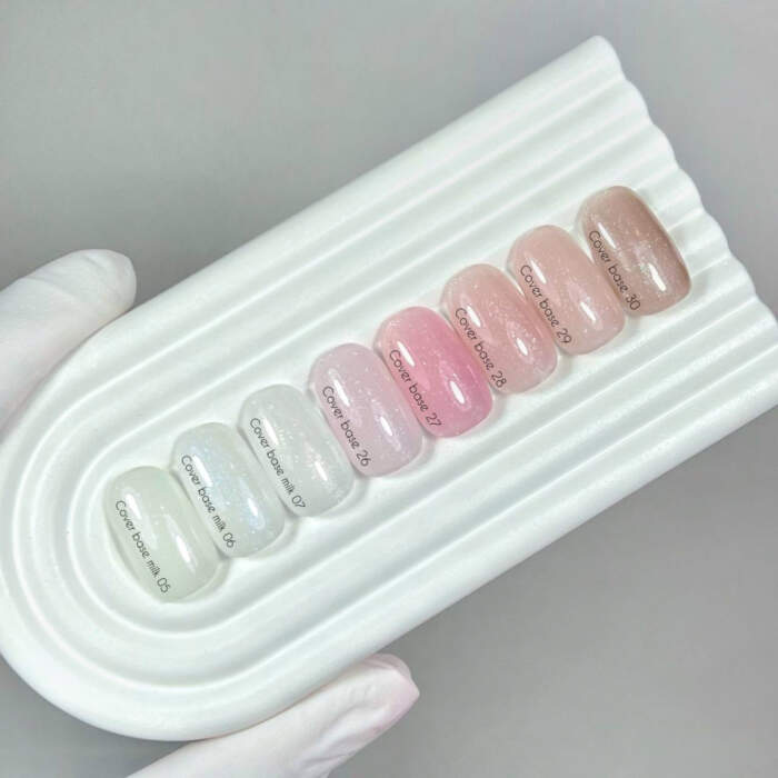 NAILSOFTHEDAY Cover base NEW Formula 26 - halbtransparente Base Hellrosa mit silbernen Glitzerpartikeln, 10 ml – Bild 3
