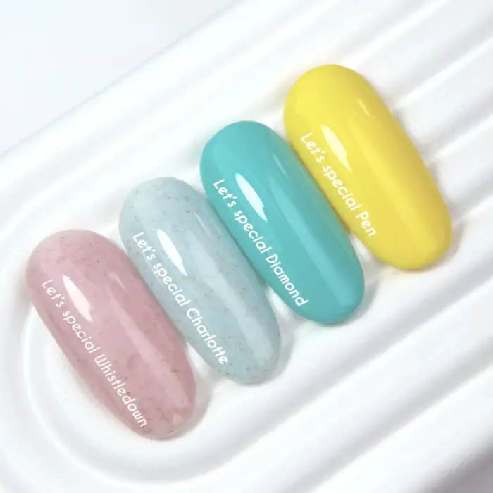 Gel Polish NAILSOFTHEDAY Let’s special Daphne  - Gellack Milk mit goldenen Partikeln, 10 ml – Bild 4