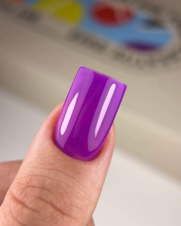 NAILSOFTHEDAY Gel polish Plum-198 - intensiv violetter Gellack, 10 ml – Bild 6