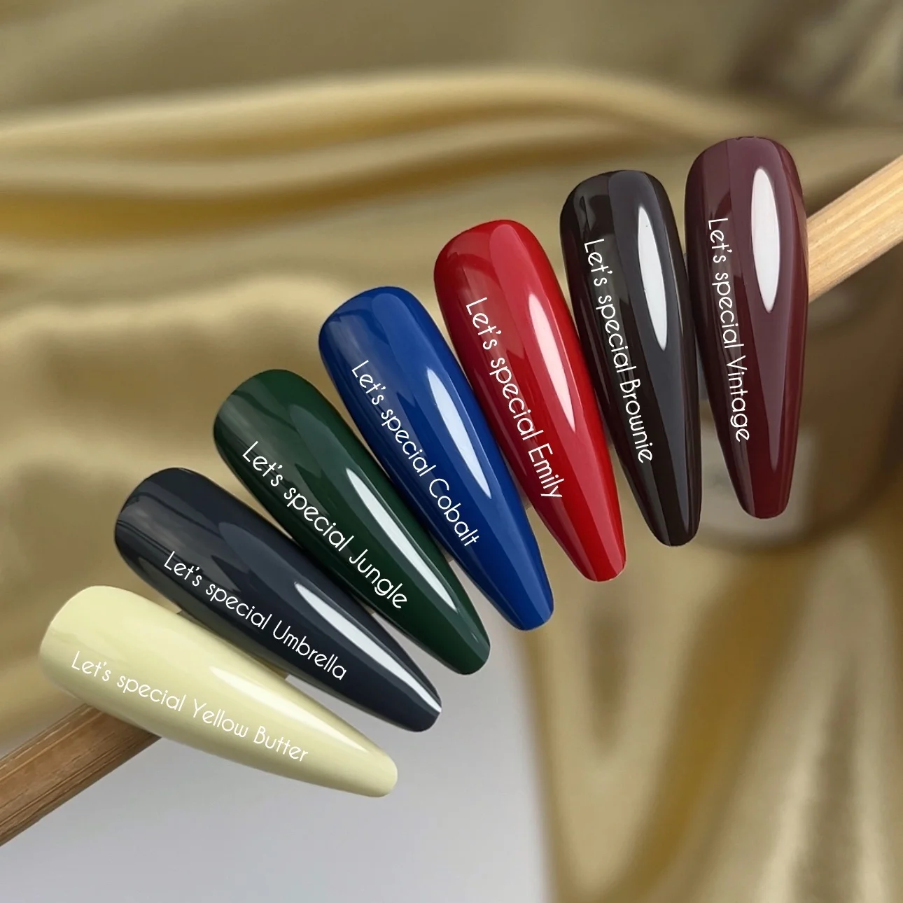 NAILSOFTHEDAY Gel polish Umbrella 031 - Dunkel-Graphit (nasser Asphalt) - Gel-Lack, 10 ml – Bild 3