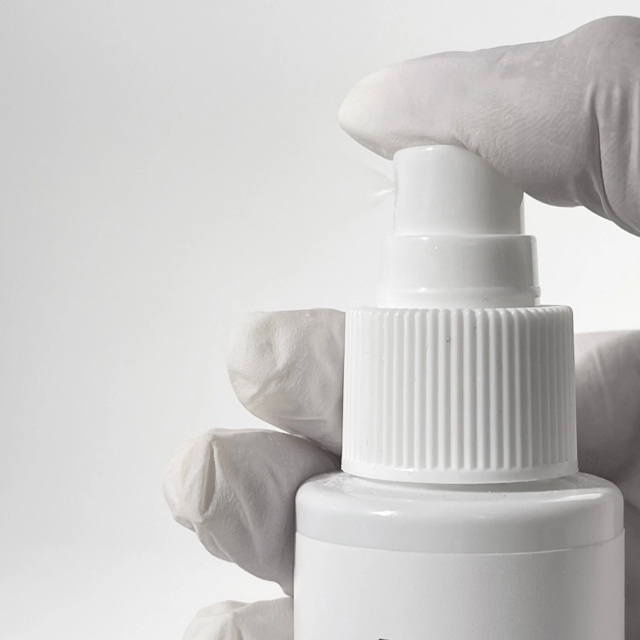 NAILSOFTHEDAY Keratolytic – Keratolytikum für die Füße, mit 20 % Urea, 100 ml – Bild 4