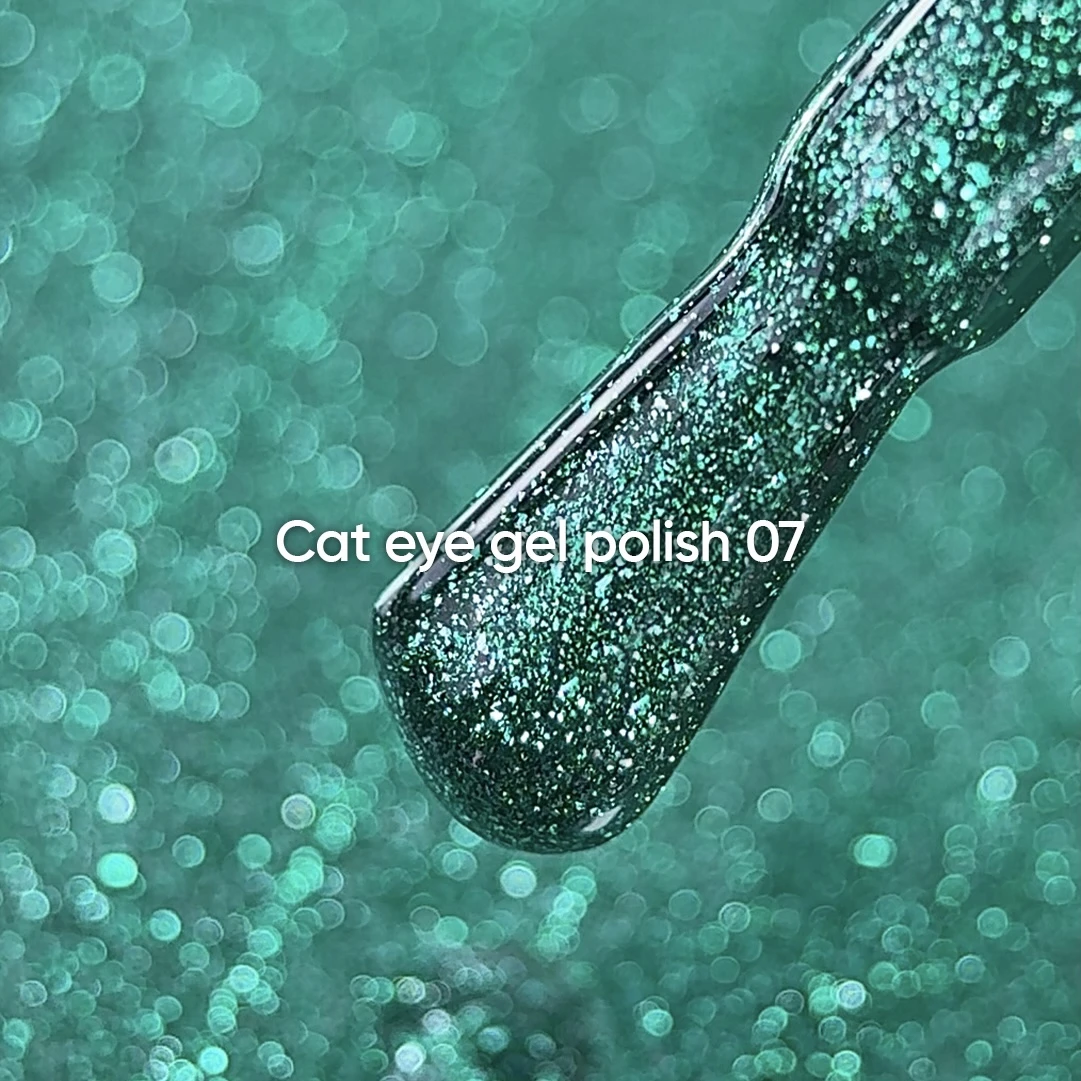 NAILSOFTHEDAY Gel Polish Cat Eye 07 - Cat-Eye-Gel-Lack mit feiner Blattmetall-Folie und leichtem lichtreflektierendem Effekt, 6 ml – Bild 2