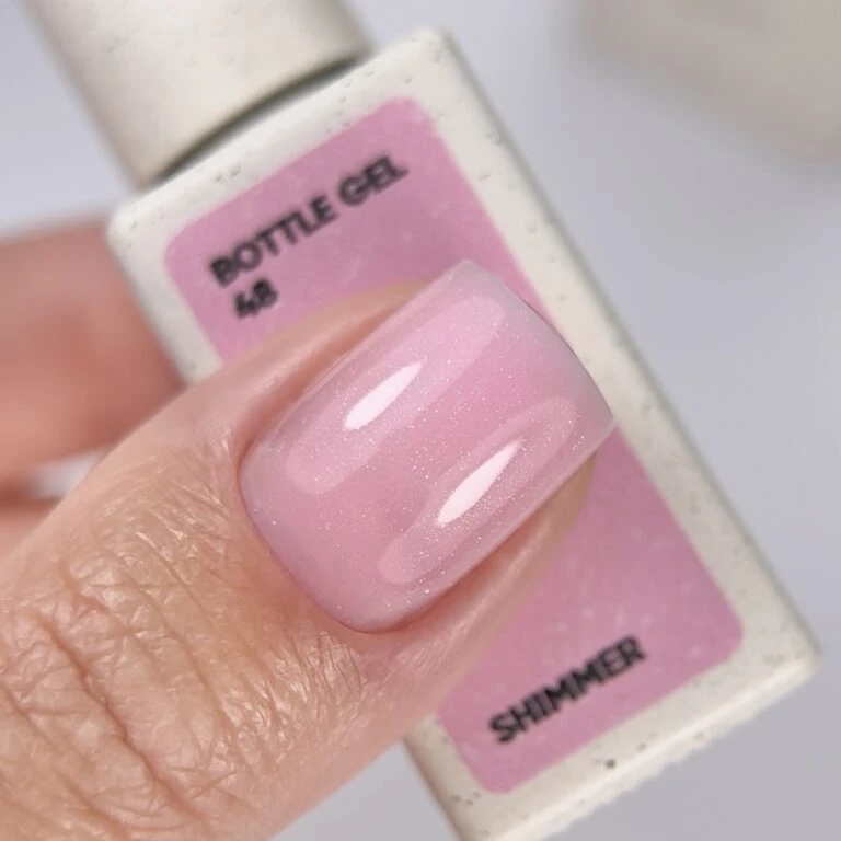 NAILSOFTHEDAY Bottle Gel 48 Shimmer – Rosafarbenes hochfestes Aufbaugel mit silbernem Schimmer zur Nagelverstärkung – Bild 2