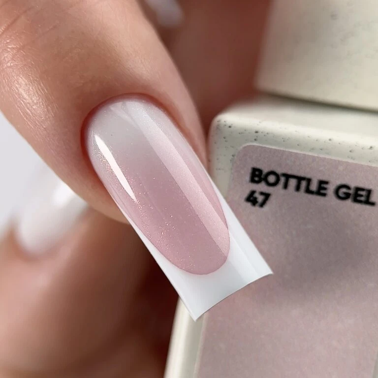 NAILSOFTHEDAY Bottle Gel 47 Shimmer – Milchrosa hochfestes Aufbaugel mit rosafarbenem Schimmer zur Nagelverstärkung – Bild 3
